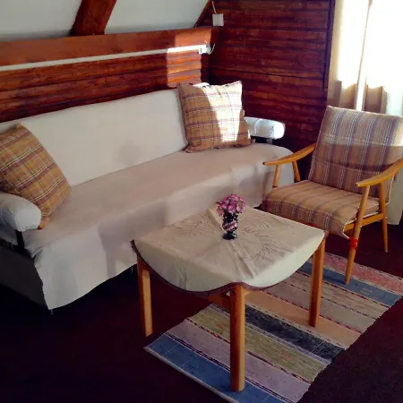 Lodge Holiday V Borovi Vrane nad Vltavou