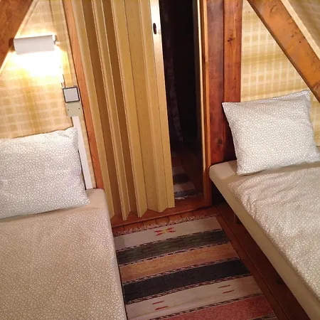 Holiday V Borovi 山林小屋 Vrané nad Vltavou